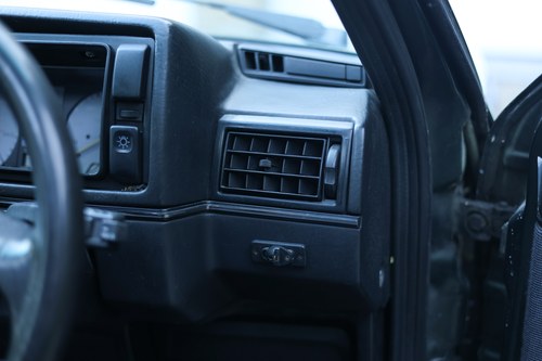 1990 Volkswagen Golf Mk2 GTI 16V For Sale (picture 34 of 237)