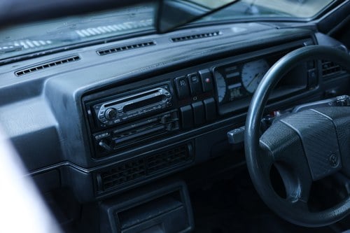 1990 Volkswagen Golf Mk2 GTI 16V For Sale (picture 36 of 237)