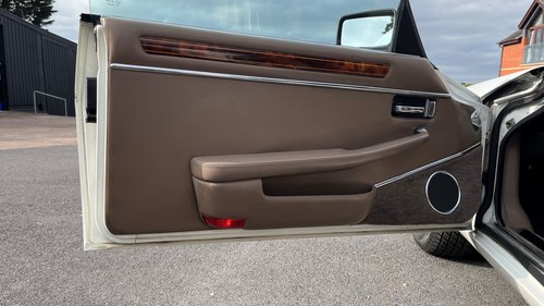 1988 Jaguar XJ-S V12 Convertible In vendita (immagine 43 di 94)