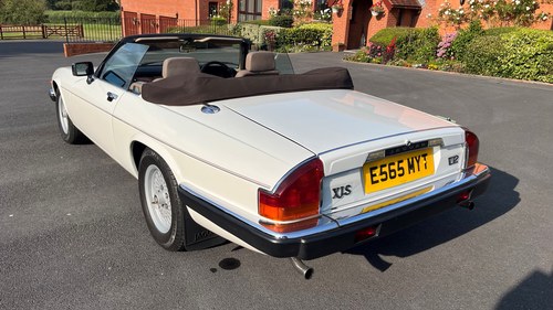 1988 Jaguar XJ-S V12 Convertible In vendita (immagine 10 di 94)