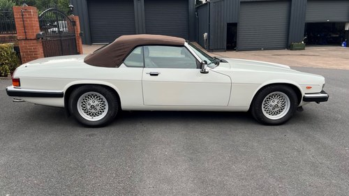 1988 Jaguar XJ-S V12 Convertible In vendita (immagine 16 di 94)