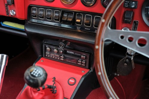 1972 Jaguar E-Type 2+2 Restomod Te koop (foto 32 van 269)