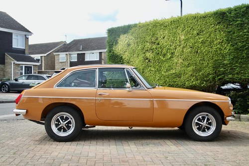 1975 MGB GT Te koop (foto 3 van 49)