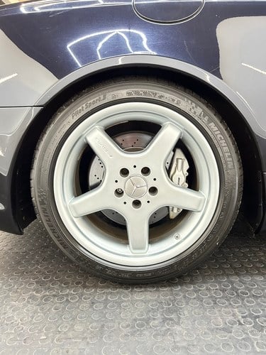 2002 Mercedes-Benz R230 SL55 AMG Designo à vendre (picture 10 of 57)