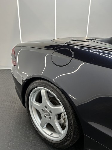 2002 Mercedes-Benz R230 SL55 AMG Designo à vendre (picture 36 of 57)