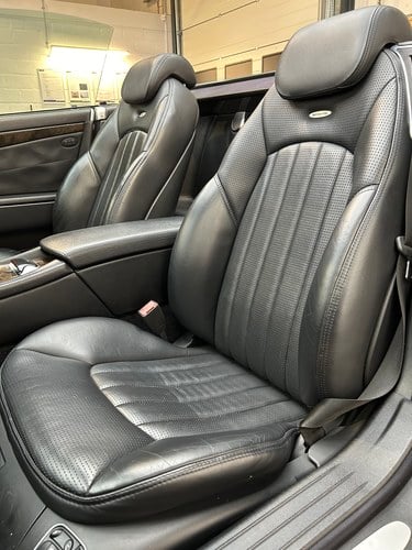 2002 Mercedes-Benz R230 SL55 AMG Designo à vendre (picture 18 of 57)