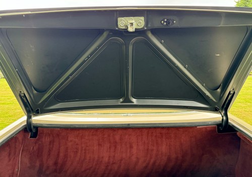 1984 Mercedes 500SL Auto (R107) zum Verkauf (Bild 31 von 55)