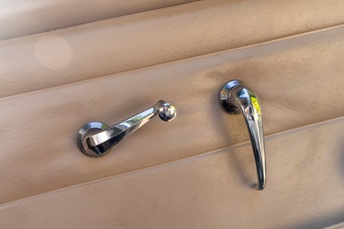 1968 Daimler V8-250 For Sale (picture 67 of 268)