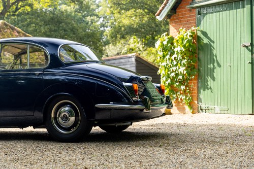 1968 Daimler V8-250 For Sale (picture 132 of 268)