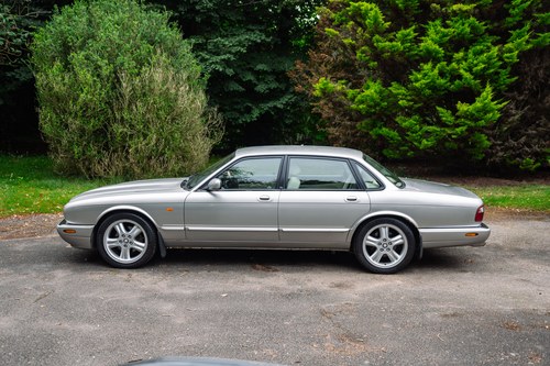 1999 Jaguar X308 XJR For Sale (picture 8 of 120)