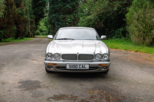 1999 Jaguar X308 XJR For Sale (picture 11 of 120)