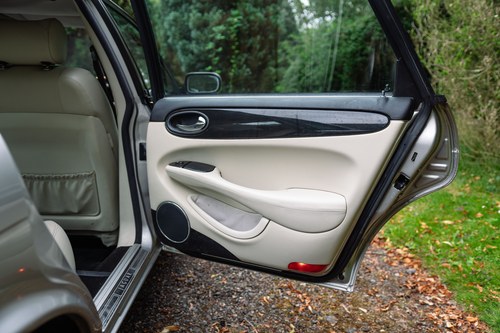 1999 Jaguar X308 XJR For Sale (picture 49 of 120)