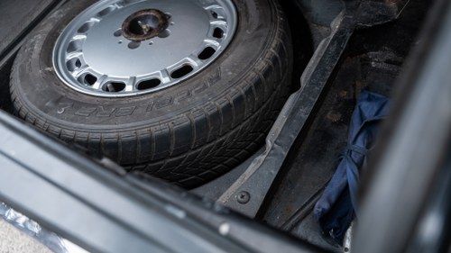 1988 Mercedes-Benz R107 300SL zum Verkauf (Bild 77 von 192)