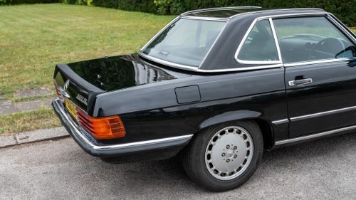 1988 Mercedes-Benz R107 300SL zum Verkauf (Bild 123 von 192)