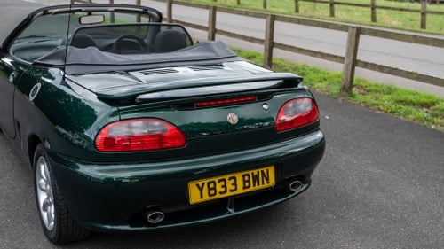 2001 MGF 1.8 MKII In vendita (immagine 88 di 151)