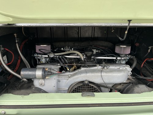 1970 Volkswagen Type 2 Kombi Camper In vendita (immagine 15 di 18)