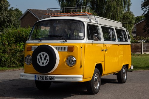 1974 Volkswagen T2 Camper En venta (imagen 2 de 194)