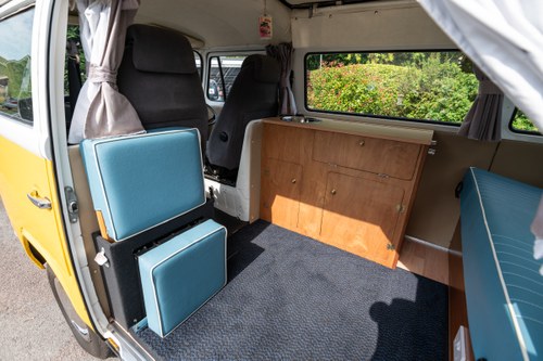 1974 Volkswagen T2 Camper En venta (imagen 42 de 194)