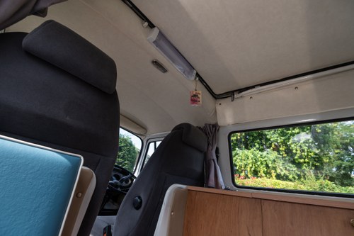 1974 Volkswagen T2 Camper En venta (imagen 64 de 194)