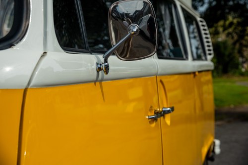 1974 Volkswagen T2 Camper En venta (imagen 102 de 194)