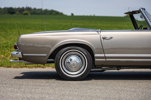 1966 Mercedes-Benz W113 230SL ‘Pagoda’ Te koop (foto 22 van 100)