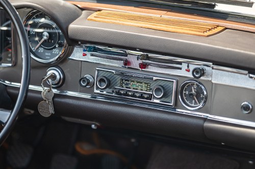 1966 Mercedes-Benz W113 230SL ‘Pagoda’ Te koop (foto 37 van 100)