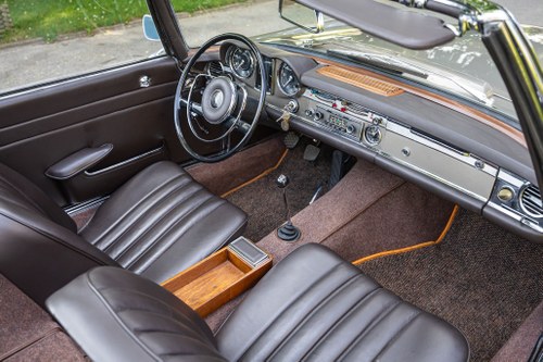 1966 Mercedes-Benz W113 230SL ‘Pagoda’ Te koop (foto 41 van 100)