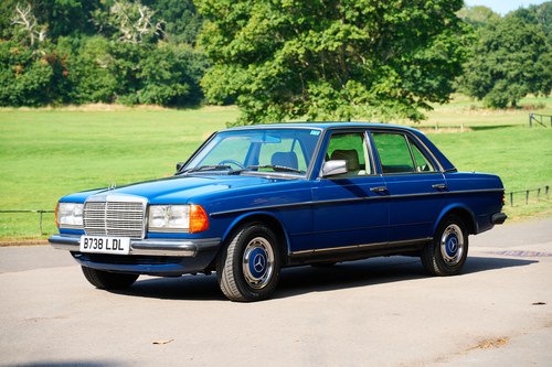 1985 Mercedes-Benz W123 200 For Sale (picture 10 of 208)