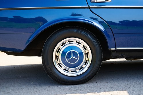 1985 Mercedes-Benz W123 200 For Sale (picture 37 of 208)