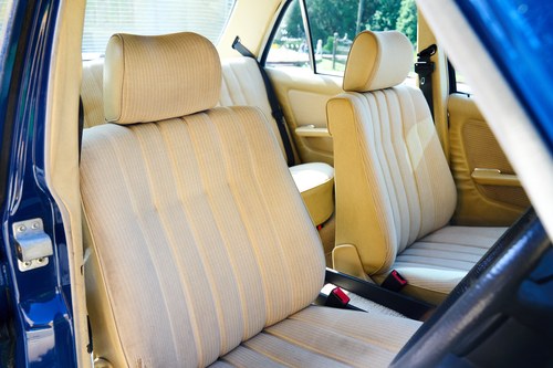 1985 Mercedes-Benz W123 200 For Sale (picture 68 of 208)