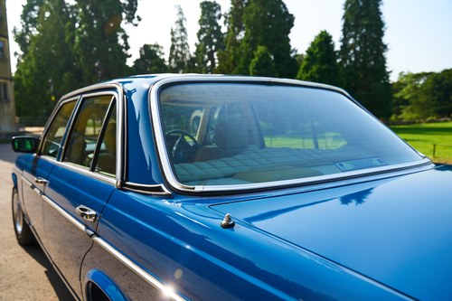 1985 Mercedes-Benz W123 200 For Sale (picture 113 of 208)