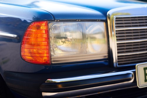 1985 Mercedes-Benz W123 200 For Sale (picture 122 of 208)