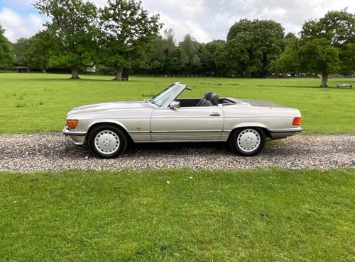 1986 Mercedes-Benz R107 300SL In vendita (immagine 18 di 224)