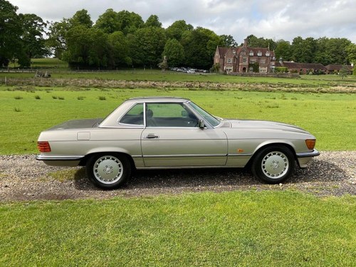 1986 Mercedes-Benz R107 300SL In vendita (immagine 48 di 224)