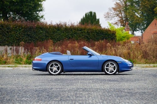 2003 Porsche 996 911 Carrera 2 Cabriolet Manual In vendita (immagine 17 di 182)