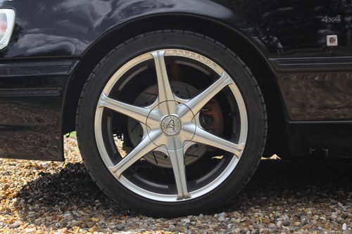 1990 Ford Sierra Sapphire Cosworth 4x4 zum Verkauf (Bild 38 von 120)