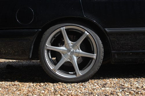 1990 Ford Sierra Sapphire Cosworth 4x4 zum Verkauf (Bild 40 von 120)