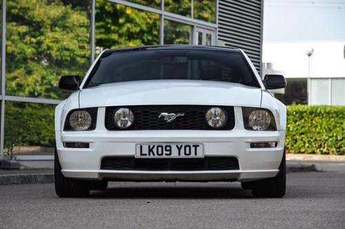 2009 Ford Mustang GT 4.6L V8 45th Anniversary ‘Glass Roof’ Te koop (foto 25 van 331)