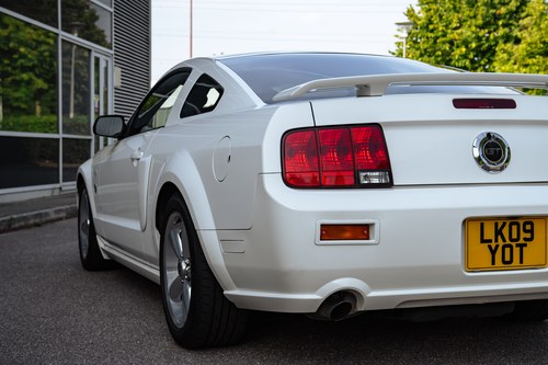 2009 Ford Mustang GT 4.6L V8 45th Anniversary ‘Glass Roof’ Te koop (foto 231 van 331)