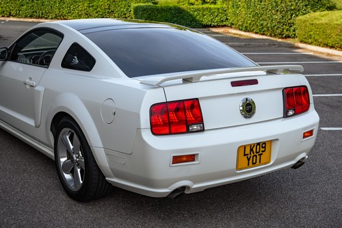 2009 Ford Mustang GT 4.6L V8 45th Anniversary ‘Glass Roof’ Te koop (foto 233 van 331)