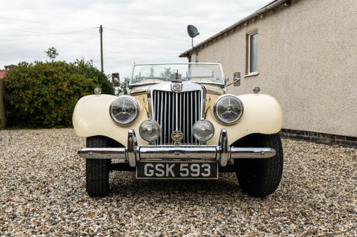 1954 MG TF 1250 zum Verkauf (Bild 4 von 231)