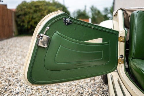 1954 MG TF 1250 zum Verkauf (Bild 43 von 231)