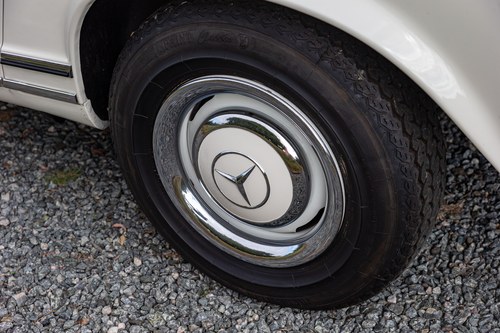 1967 Mercedes-Benz 250SL 'Pagoda' (W113) à vendre (picture 138 of 206)