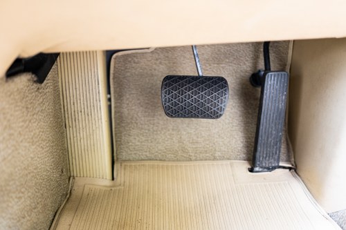 1984 Mercedes-Benz 200 (W123) zum Verkauf (Bild 49 von 259)