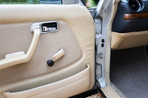 1984 Mercedes-Benz 200 (W123) zum Verkauf (Bild 95 von 259)