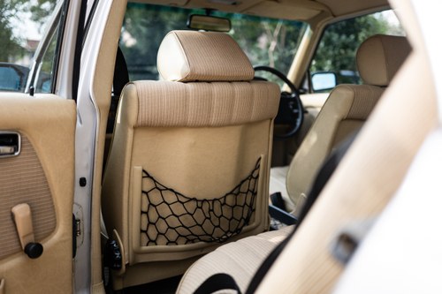 1984 Mercedes-Benz 200 (W123) zum Verkauf (Bild 113 von 259)