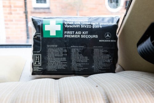 1984 Mercedes-Benz 200 (W123) zum Verkauf (Bild 117 von 259)