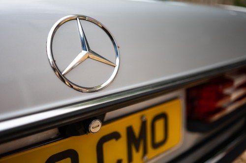 1984 Mercedes-Benz 200 (W123) zum Verkauf (Bild 151 von 259)