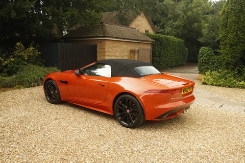 2016 Jaguar F-Type Convertible zum Verkauf (Bild 25 von 191)