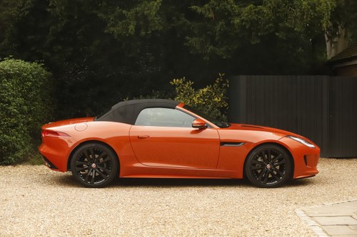 2016 Jaguar F-Type Convertible zum Verkauf (Bild 32 von 191)